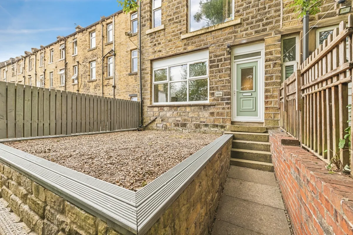 Manchester Road, Milnsbridge, Huddersfield