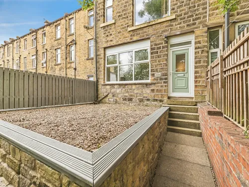 Manchester Road, Milnsbridge, Huddersfieldphoto