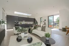 Carlton Road, Ealing, W5 photo 3
