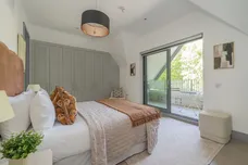 Carlton Road, Ealing, W5 photo 5