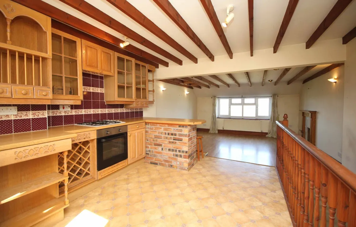 Brynffynnon, Y Felinheli, Gwynedd, LL56