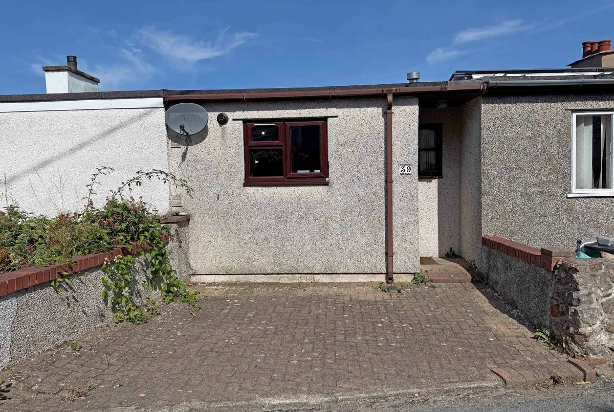 Brynffynnon, Y Felinheli, Gwynedd, LL56