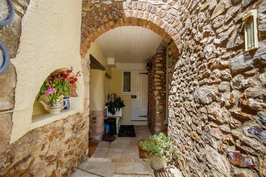 Property Image 33