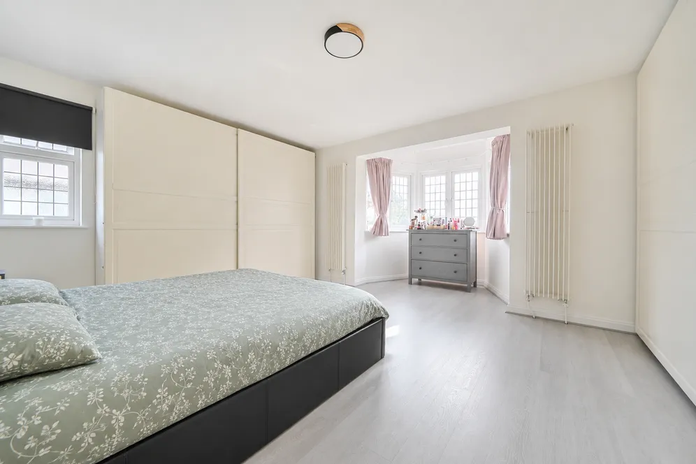 Watling Knoll, Radlett, WD7 photo 8