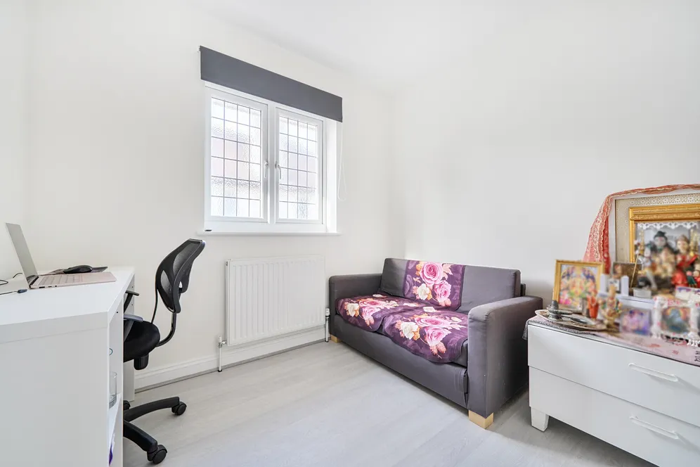 Watling Knoll, Radlett, WD7 photo 11