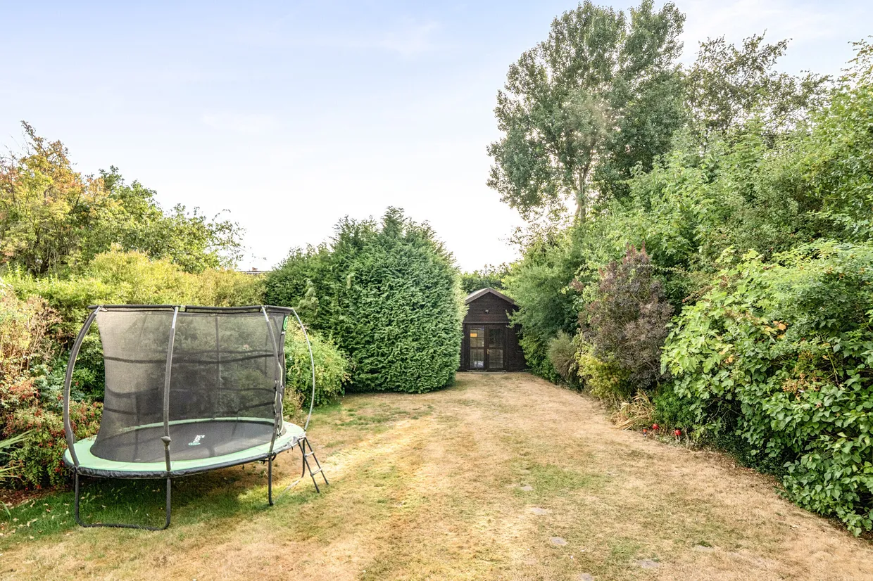 Watling Knoll, Radlett, WD7 photo 14