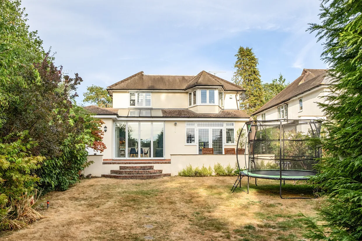 Watling Knoll, Radlett, WD7 photo 15
