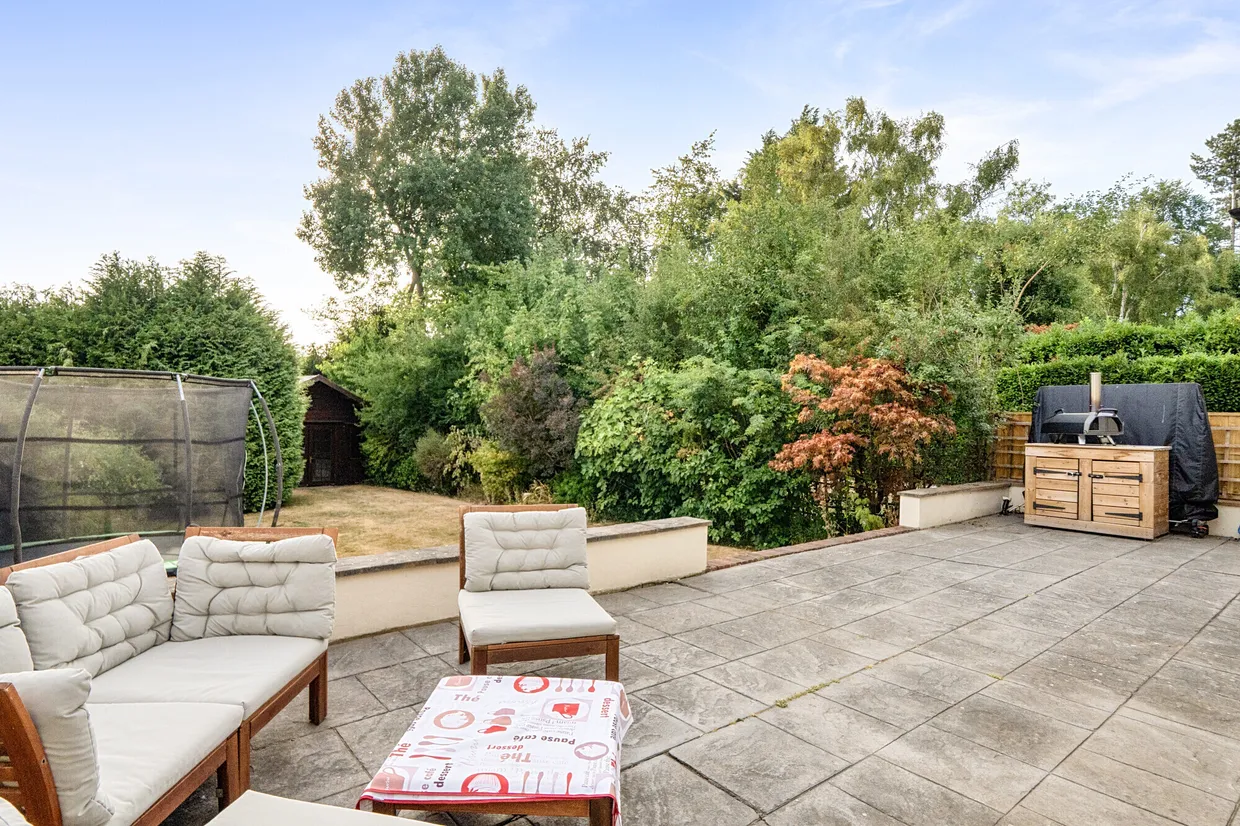 Watling Knoll, Radlett, WD7 photo 20
