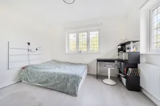 Watling Knoll, Radlett, WD7 photo 24