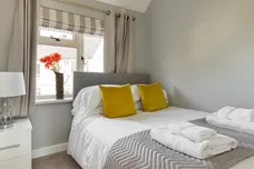 Upper Mayfield, ASHBOURNE
