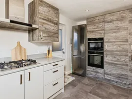 Melksham Close, Lower Earley, Reading thumb 3