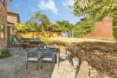 Melksham Close, Lower Earley, Reading