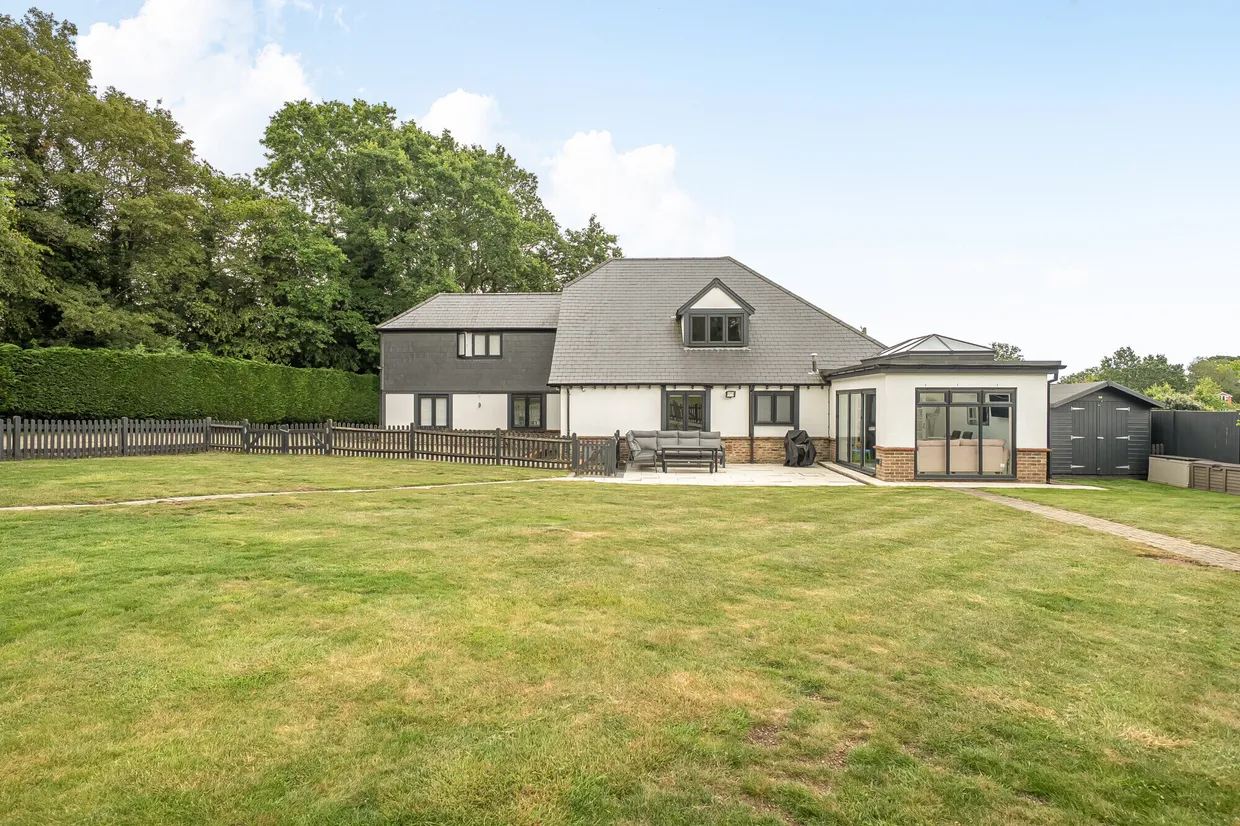 Maidstone Road, Hadlow, TN11 photo 17