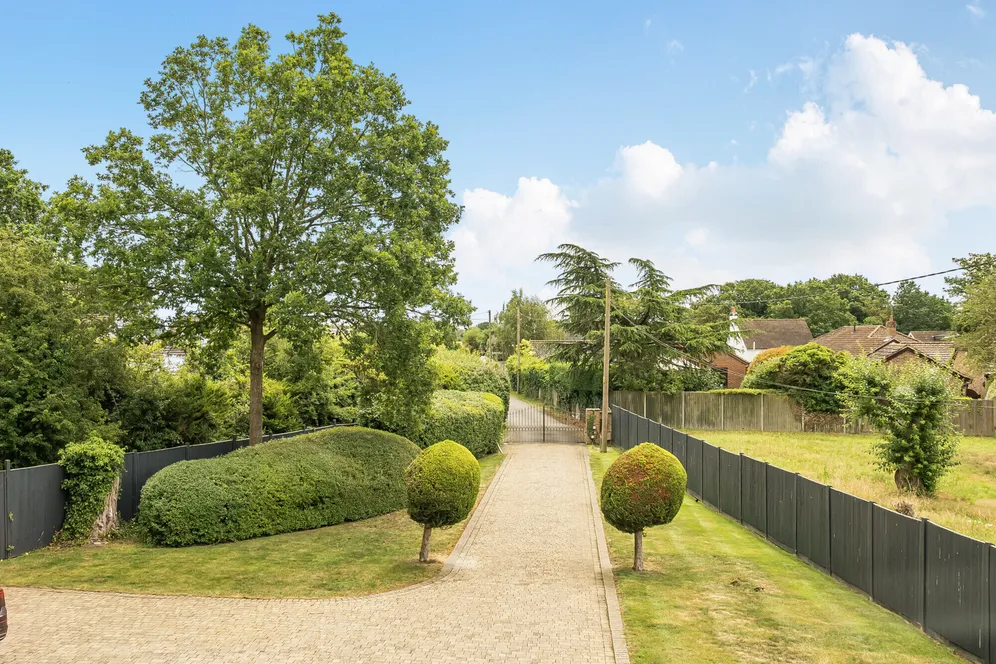 Maidstone Road, Hadlow, TN11 photo 19