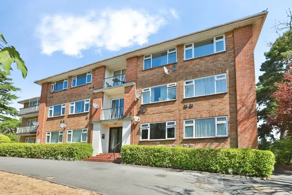 Talbot Avenue, Bournemouth, BH3