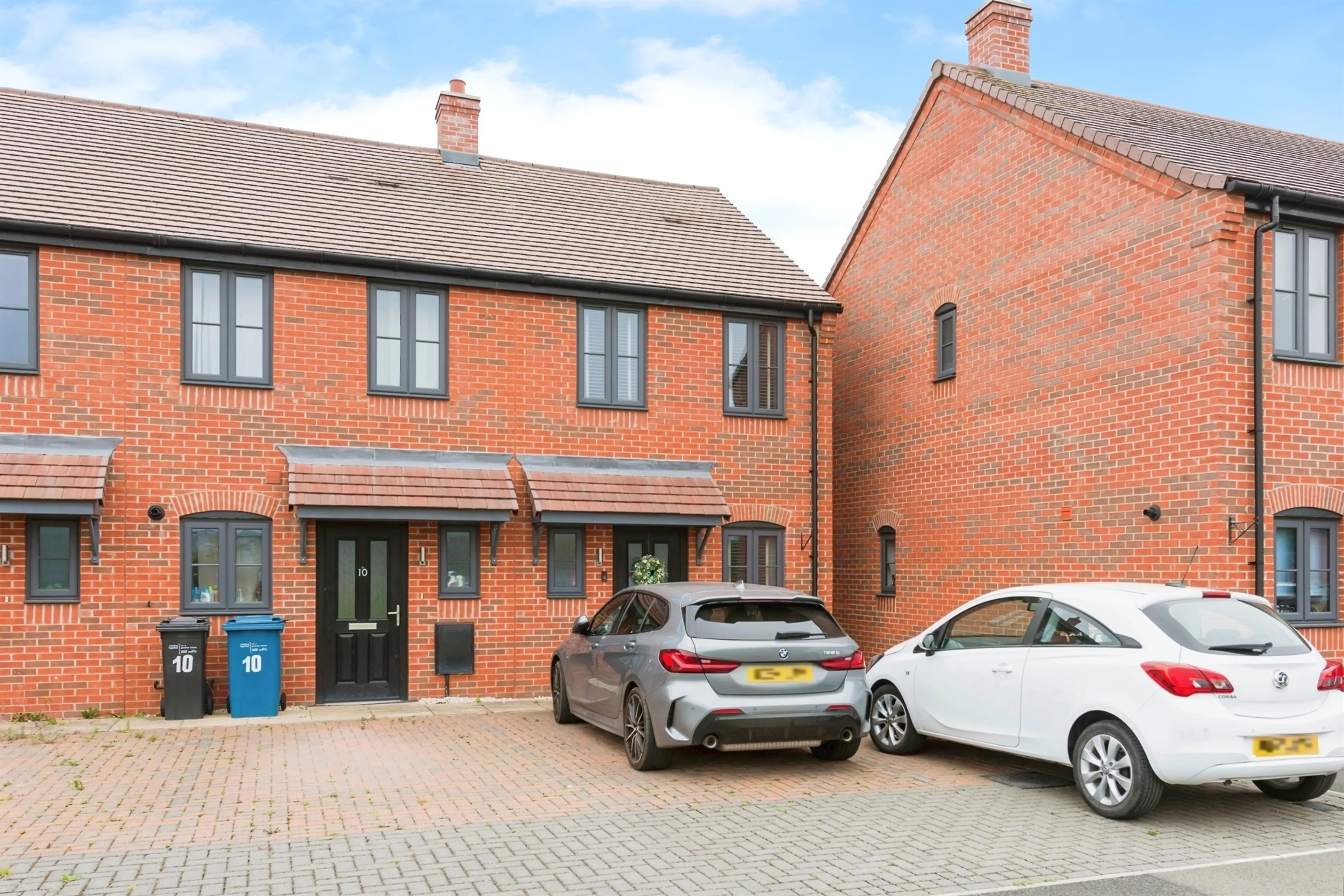 Property photo 0