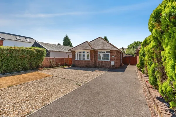 Portsmouth Road, Southampton, Hampshi...