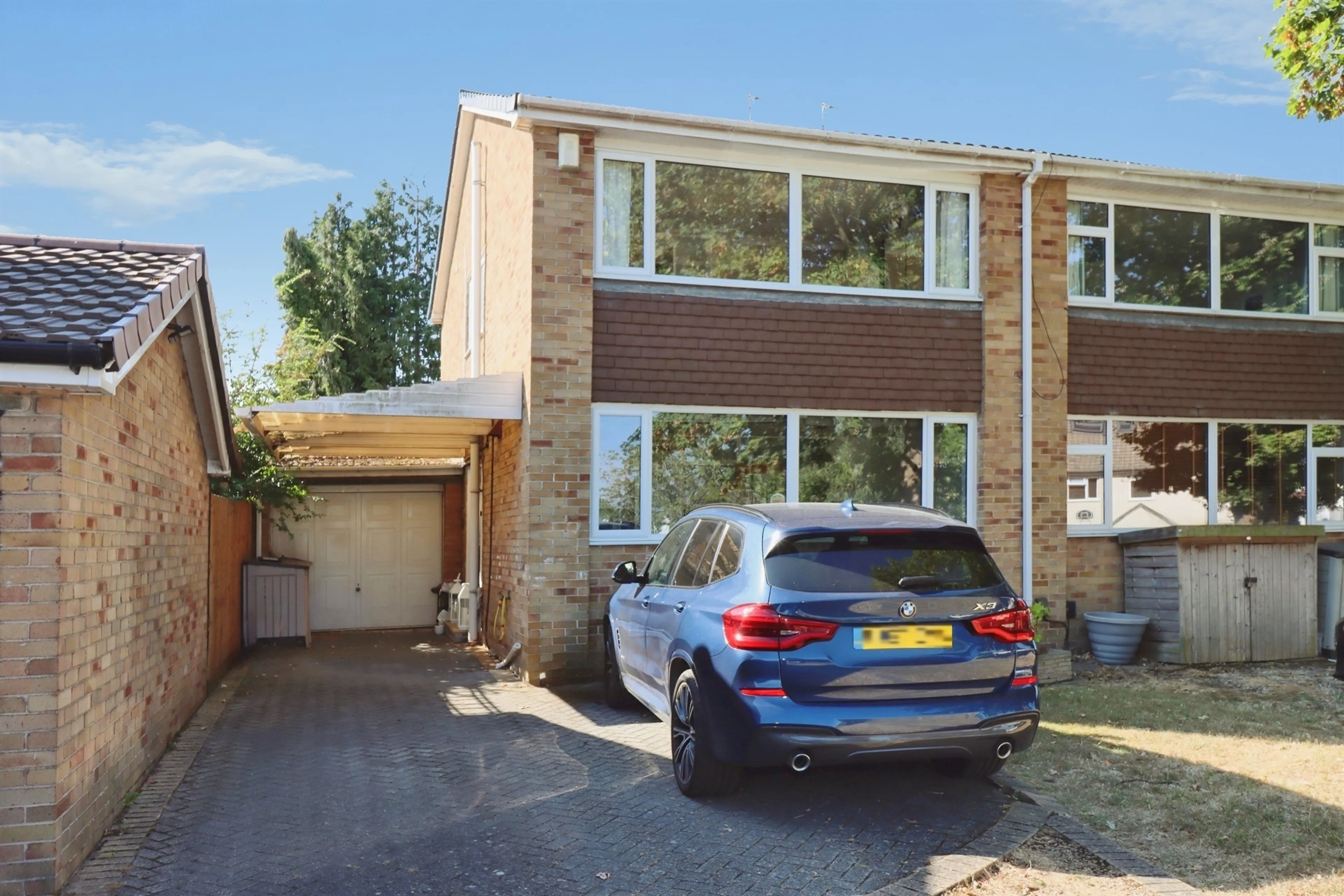 Property photo 0