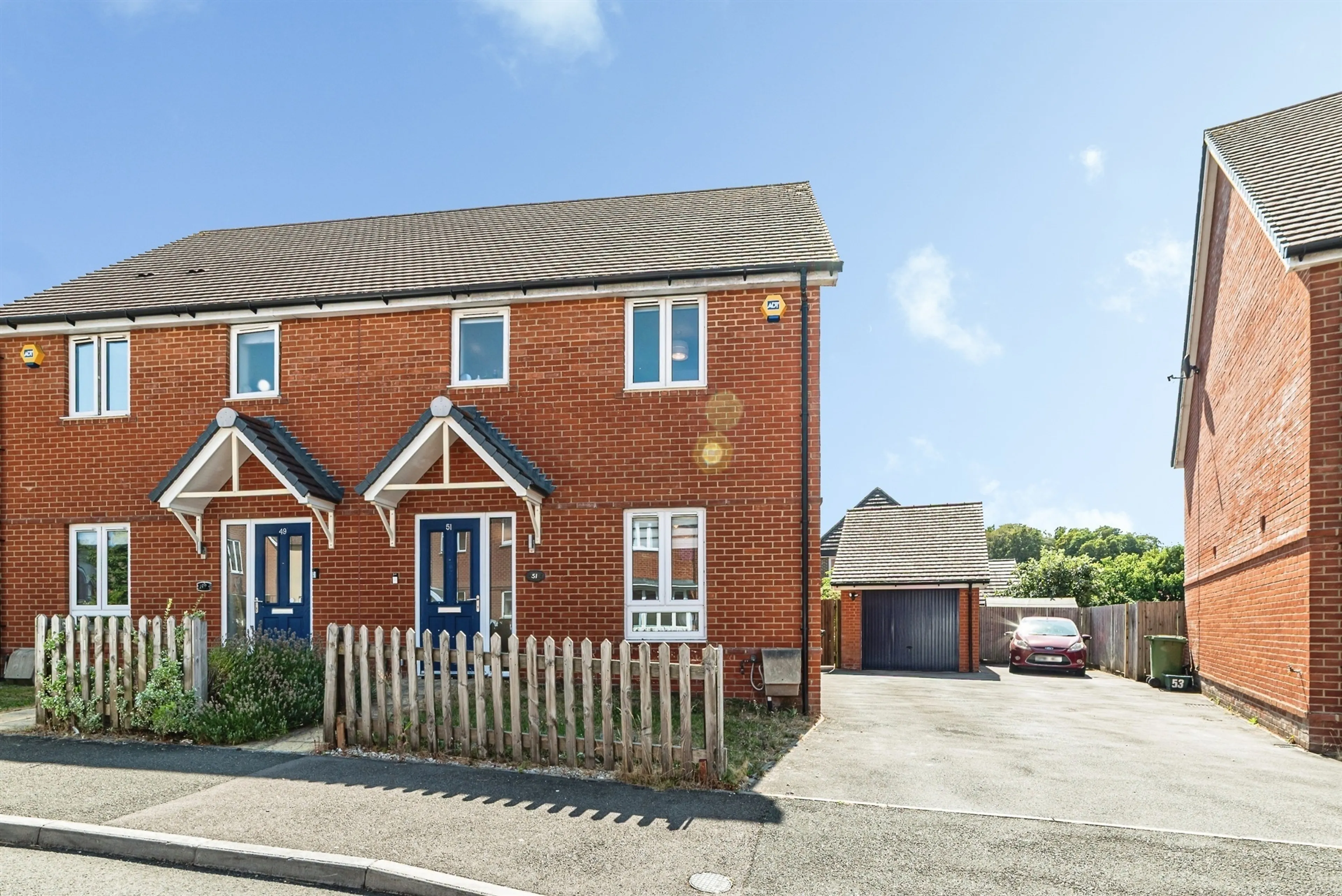 Property photo 0