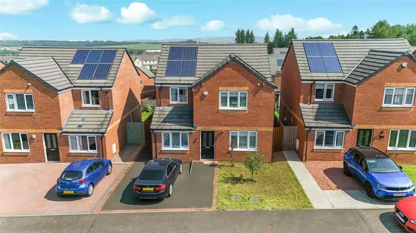 McGregor Crescent, Heartlands, Whitbu...