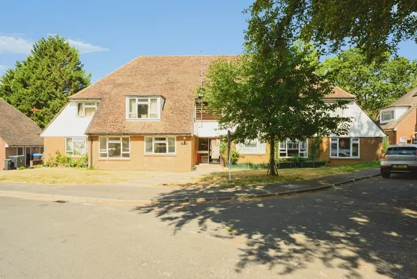 Levett Road, Leatherhead, Surrey, KT22