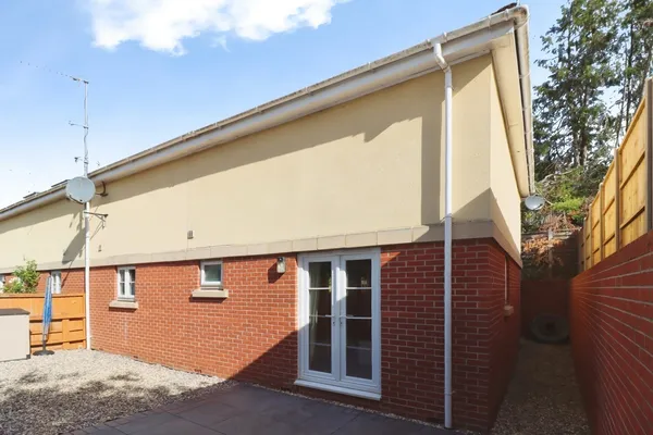 Coombe Brook Close, Kingswood, Bristo...