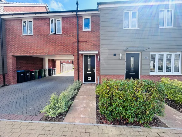 Kitchener Drive, Eaton Leys
