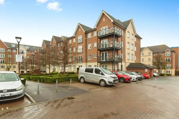 Viridian Square, Aylesbury,HP21