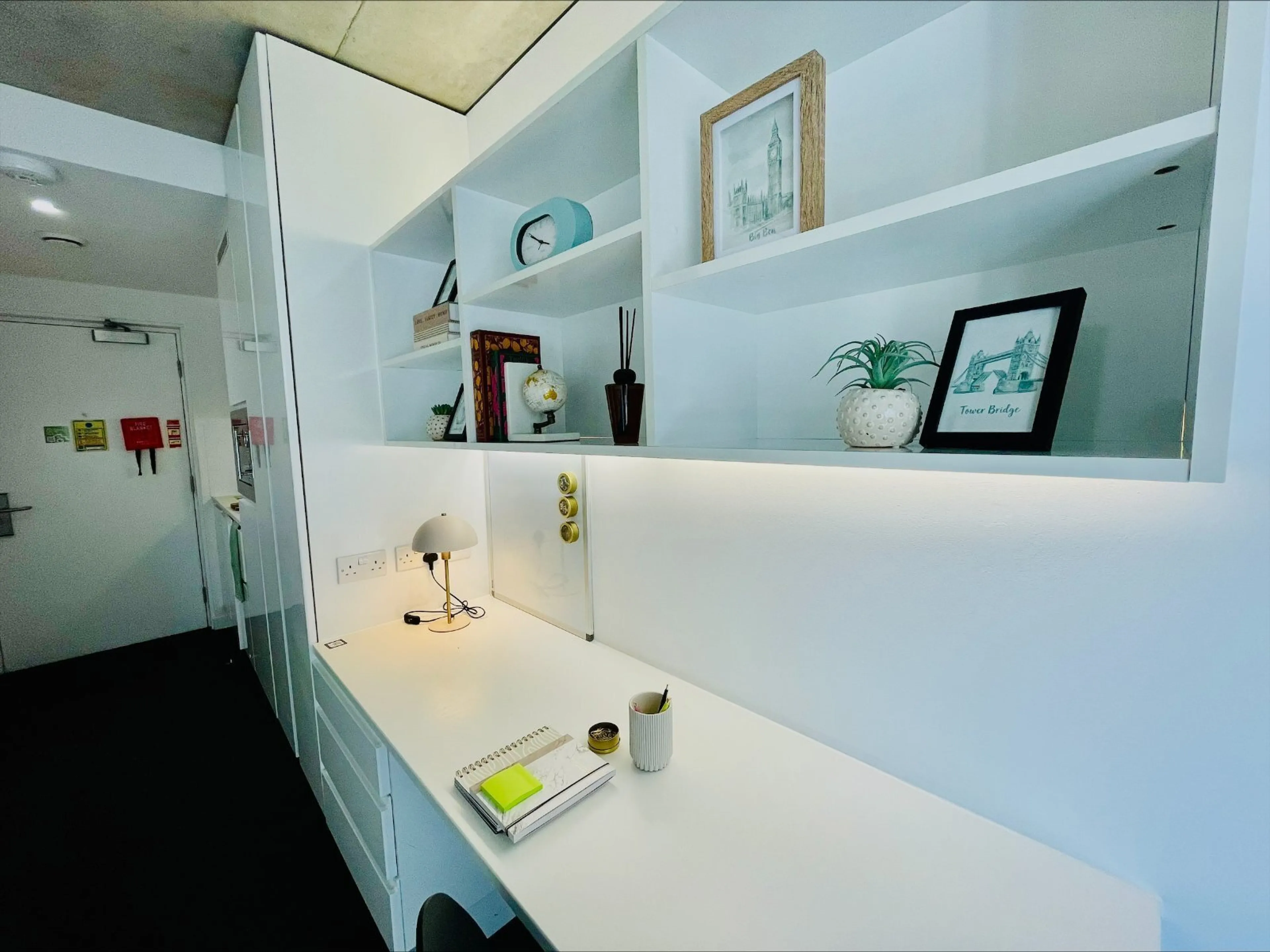 Photo 8