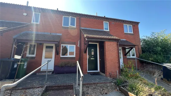 Yew Tree Close, Redditch, Worcestersh...