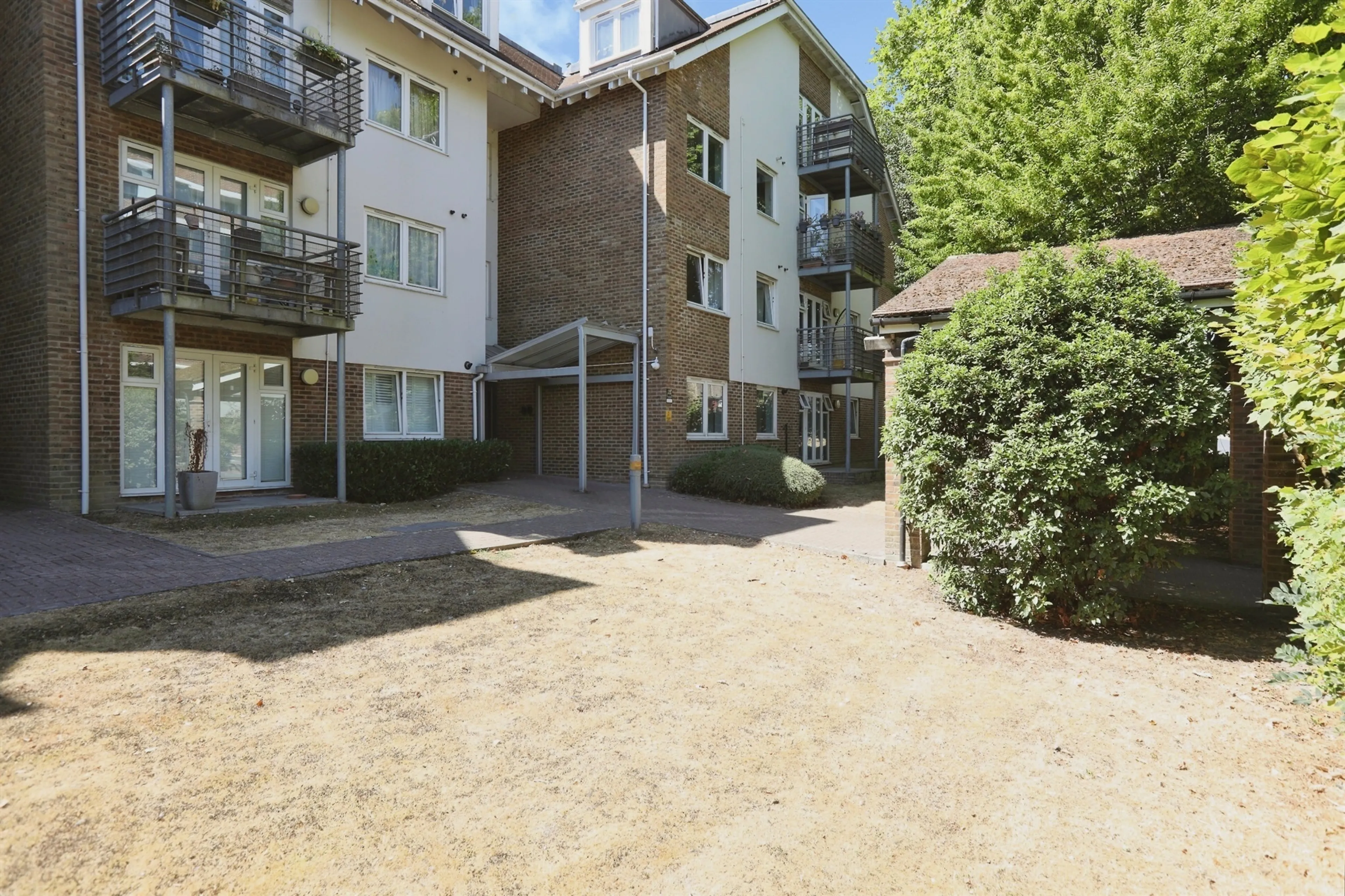 Property at Harlands Road, HAYWARDS HEATH