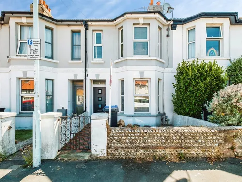 Lyndhurst Road, Worthingphoto