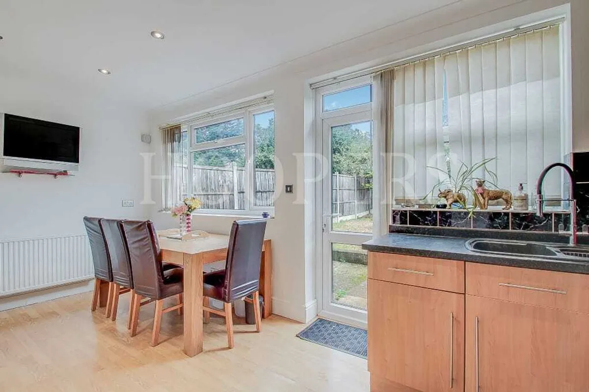 Kenwyn Drive, London, NW2