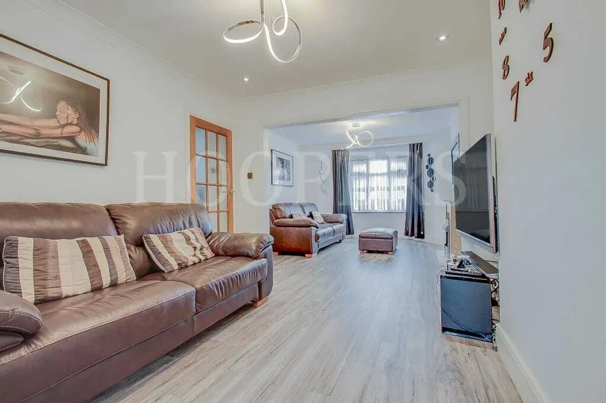 Kenwyn Drive, London, NW2