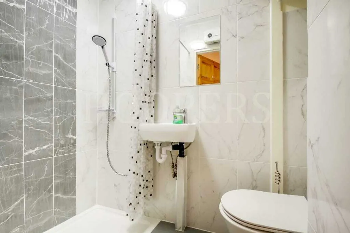Kenwyn Drive, London, NW2