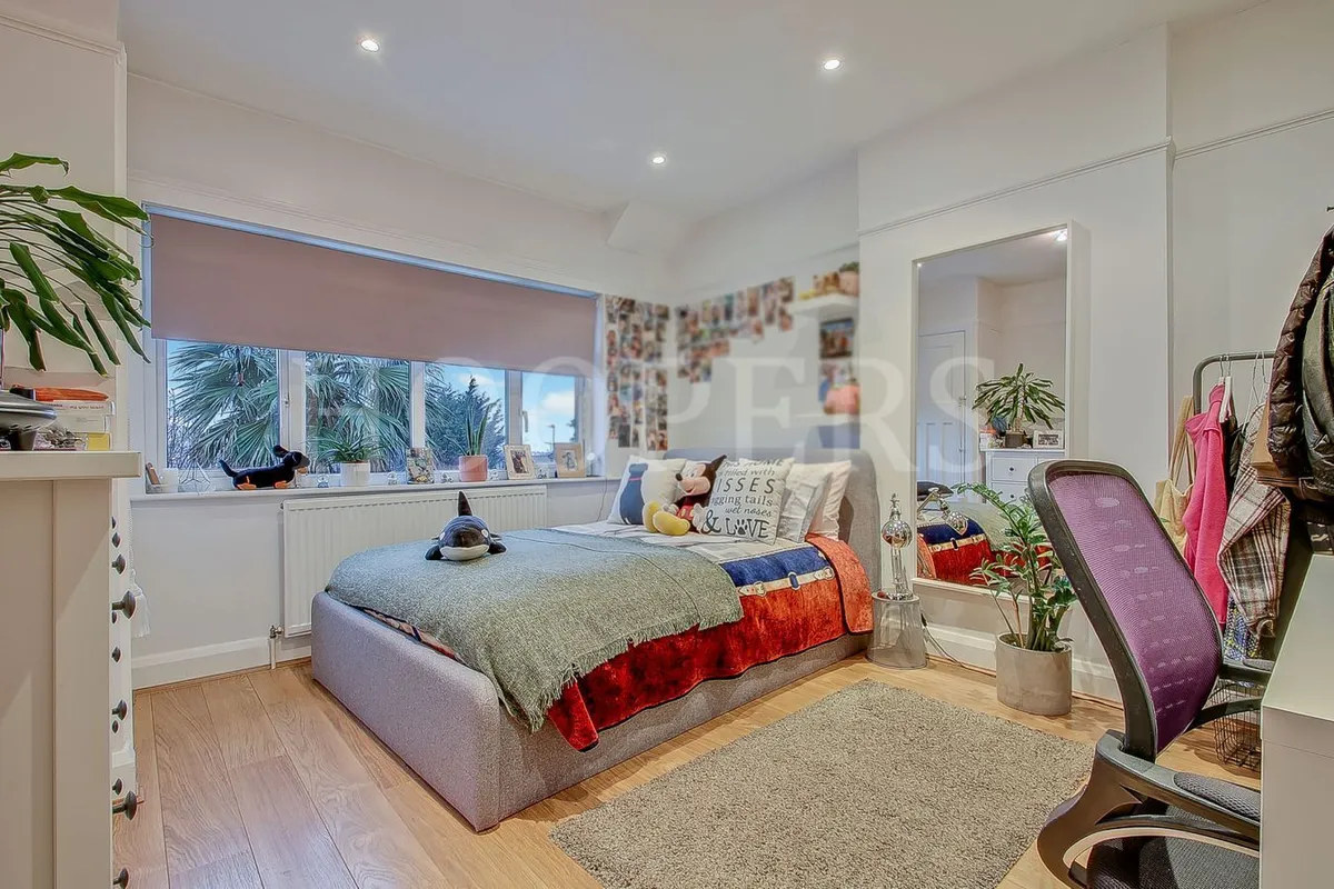 Alder Grove, London, NW2