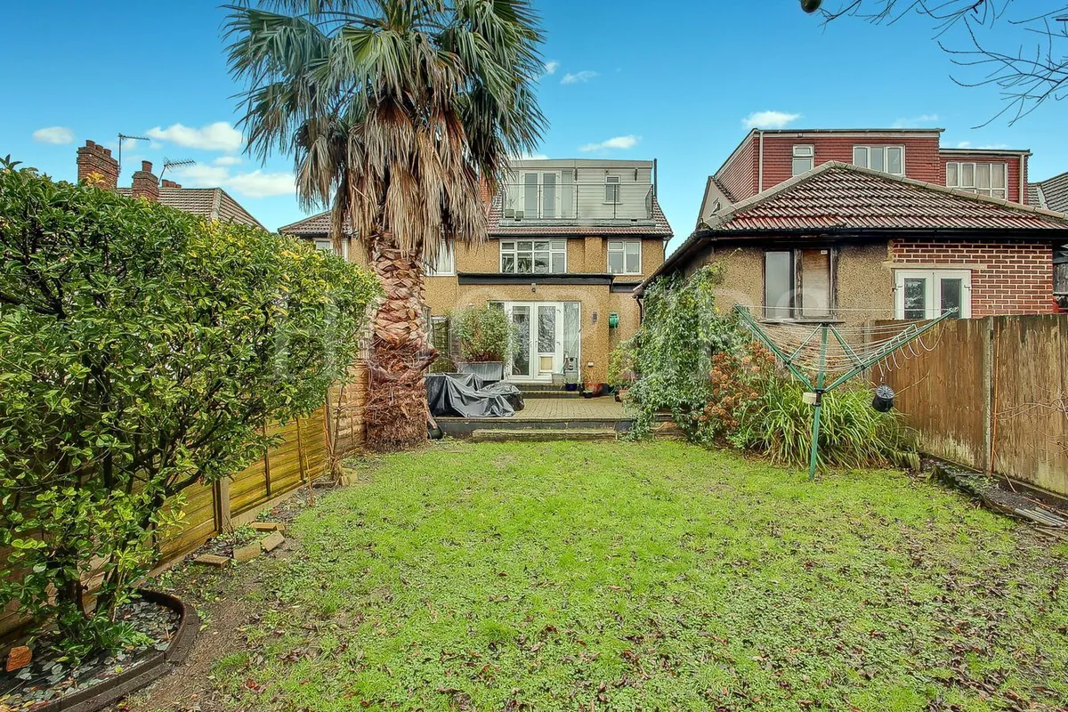 Alder Grove, London, NW2