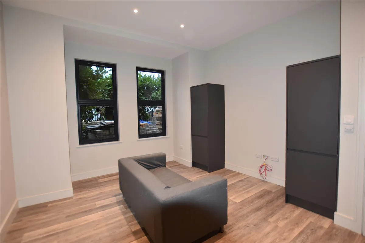 Brett Villas, Park Royal Road, London