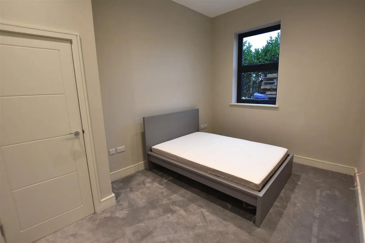 Brett Villas, Park Royal Road, London