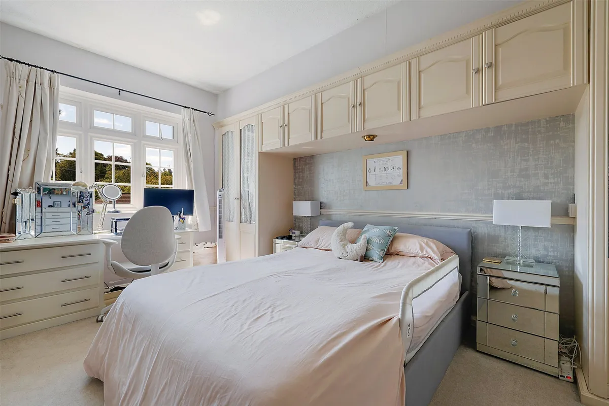 Downs Way, Tadworth, Surrey, KT20