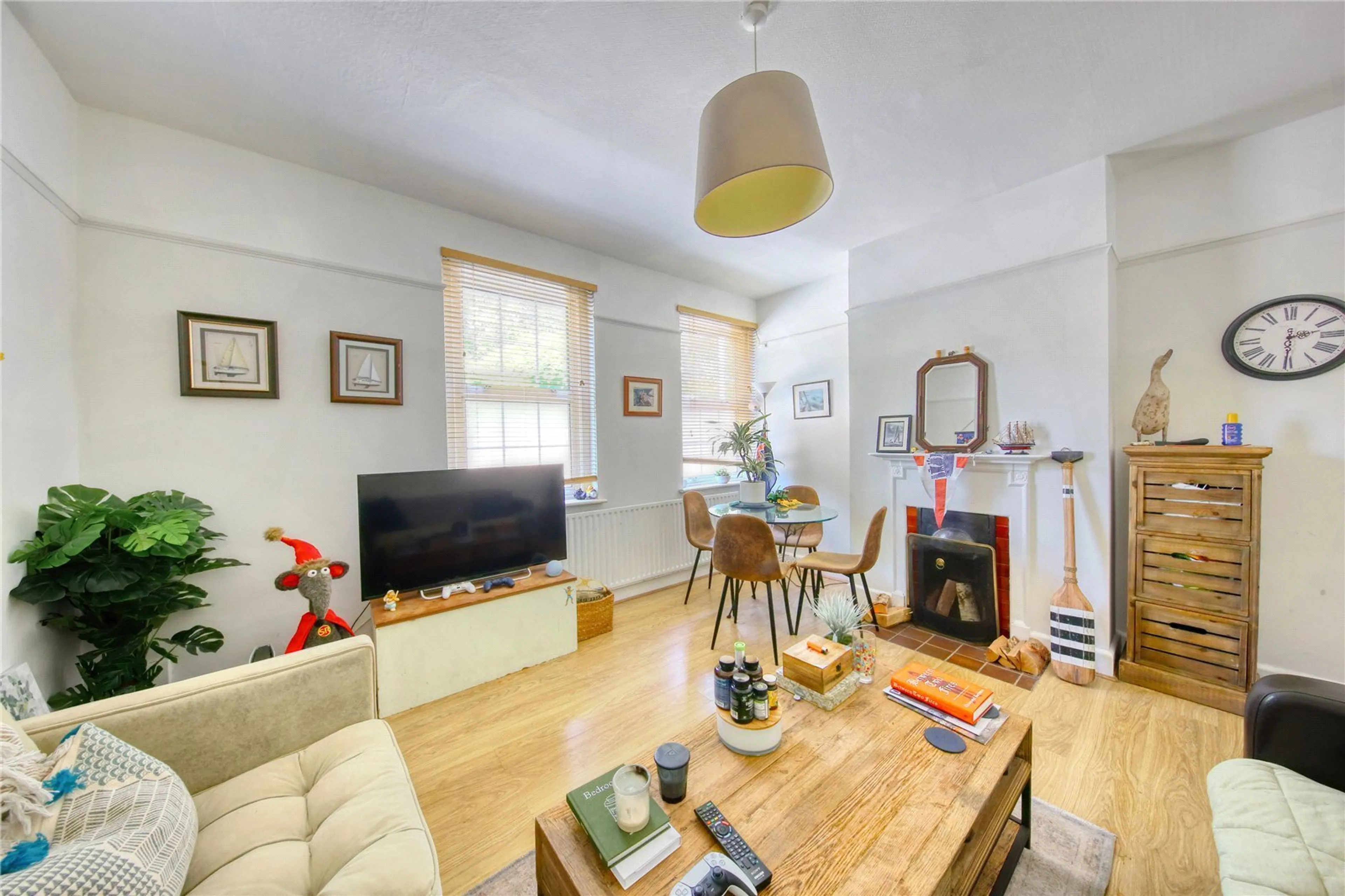 Property at The Polygon, Clapham Common, London, SW4
