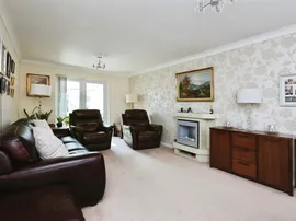 Haller Close, Armthorpe, DONCASTER thumb 2
