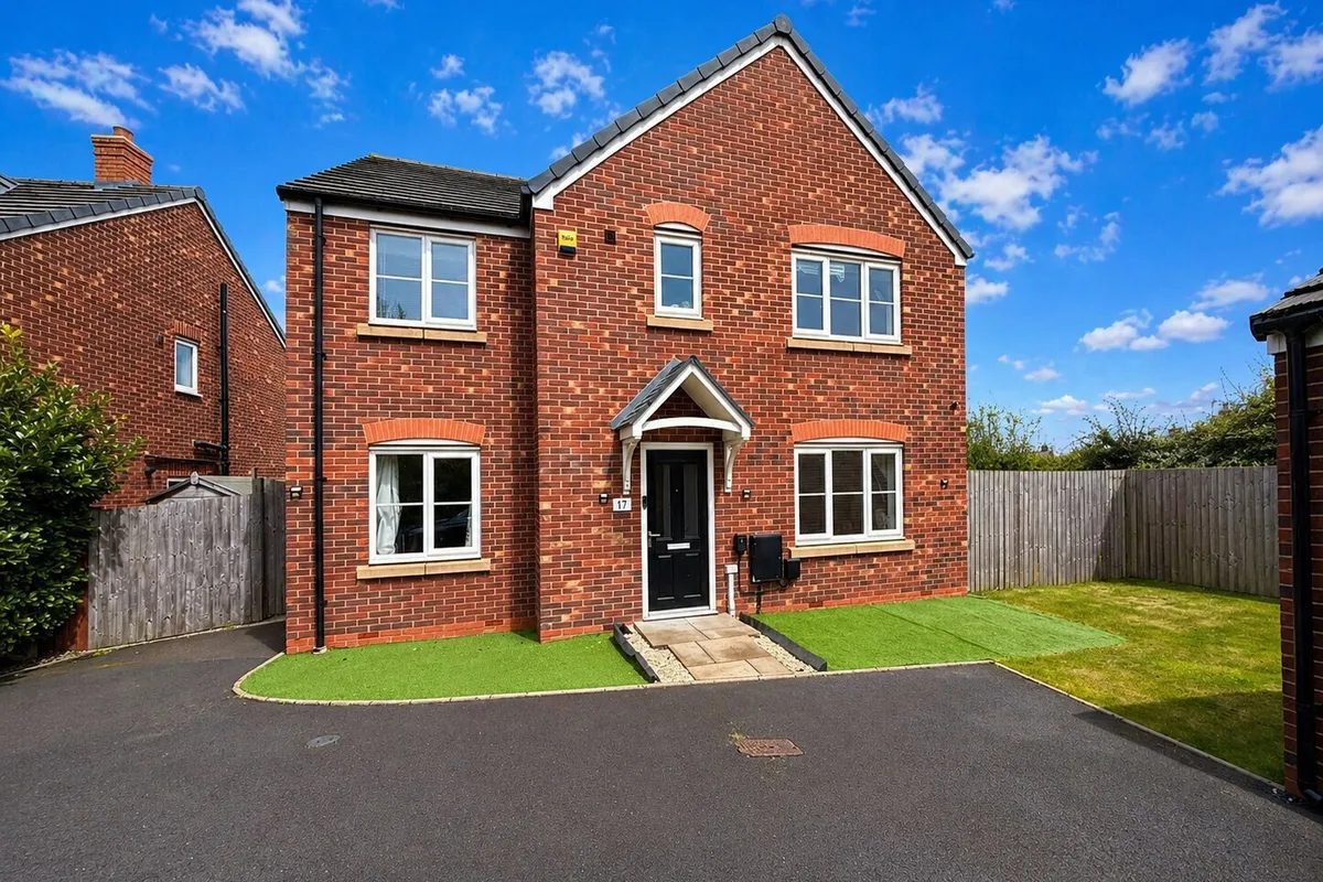 Oxlip Close, Rugby