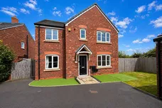 Oxlip Close, Rugby