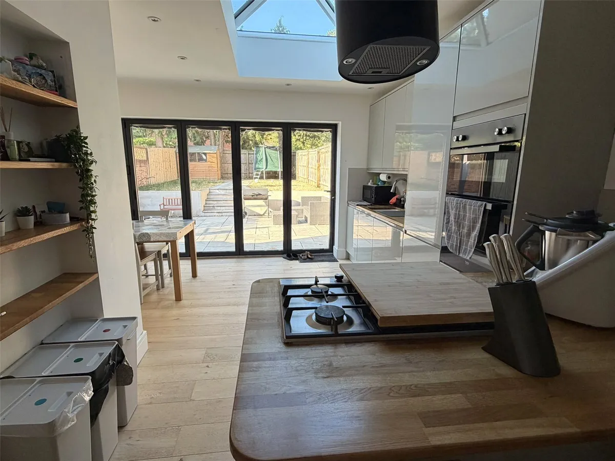 Merewood Avenue, Sandhills, Oxford, Oxfordshire, OX3