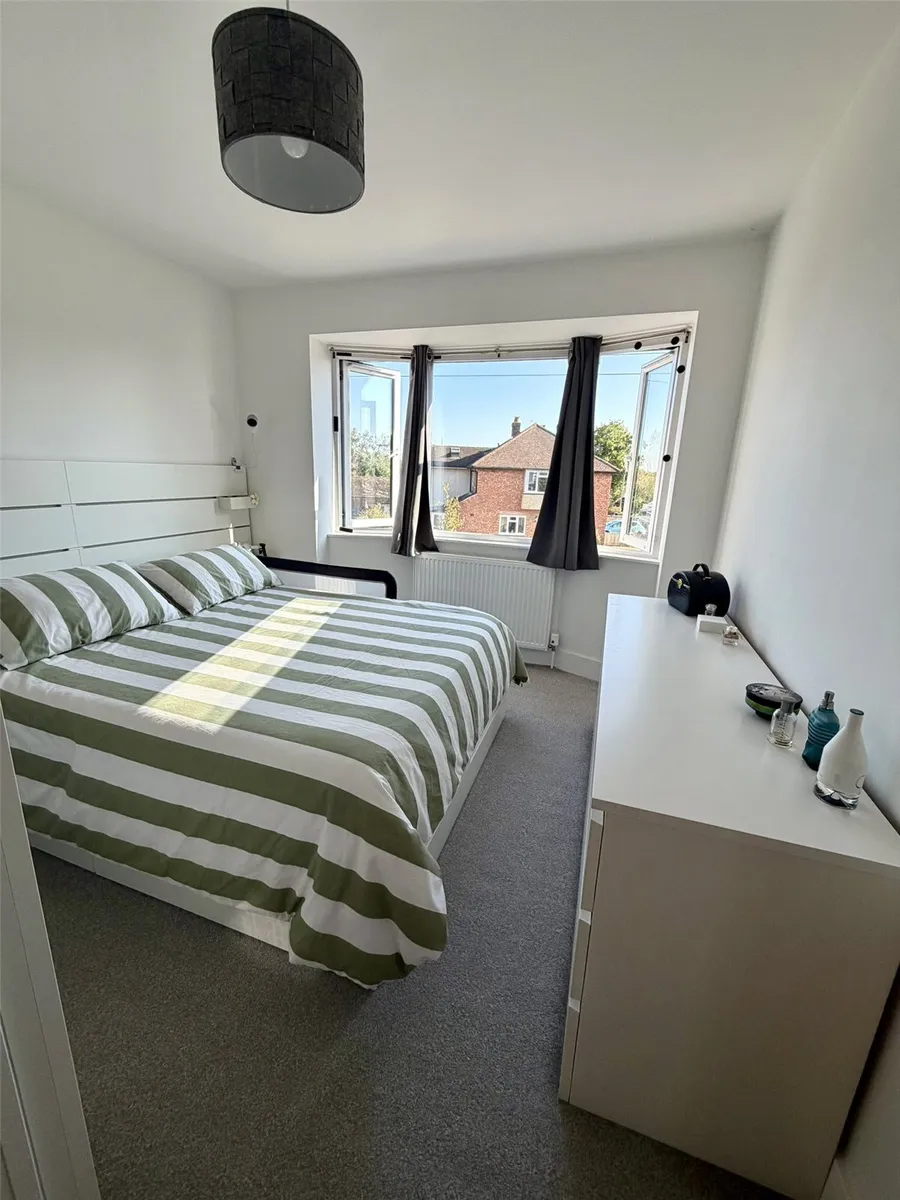 Merewood Avenue, Sandhills, Oxford, Oxfordshire, OX3