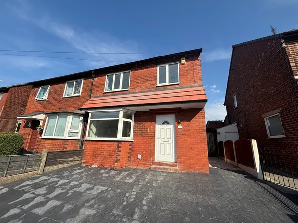 Churchill Crescent, SK5