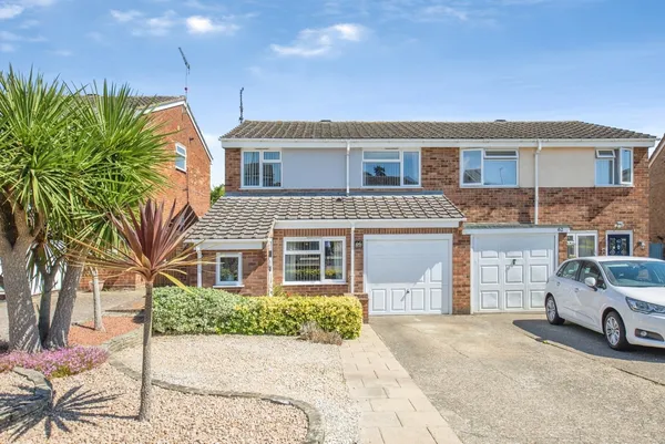 Holcombe Crescent, Ipswich, Suffolk, IP2