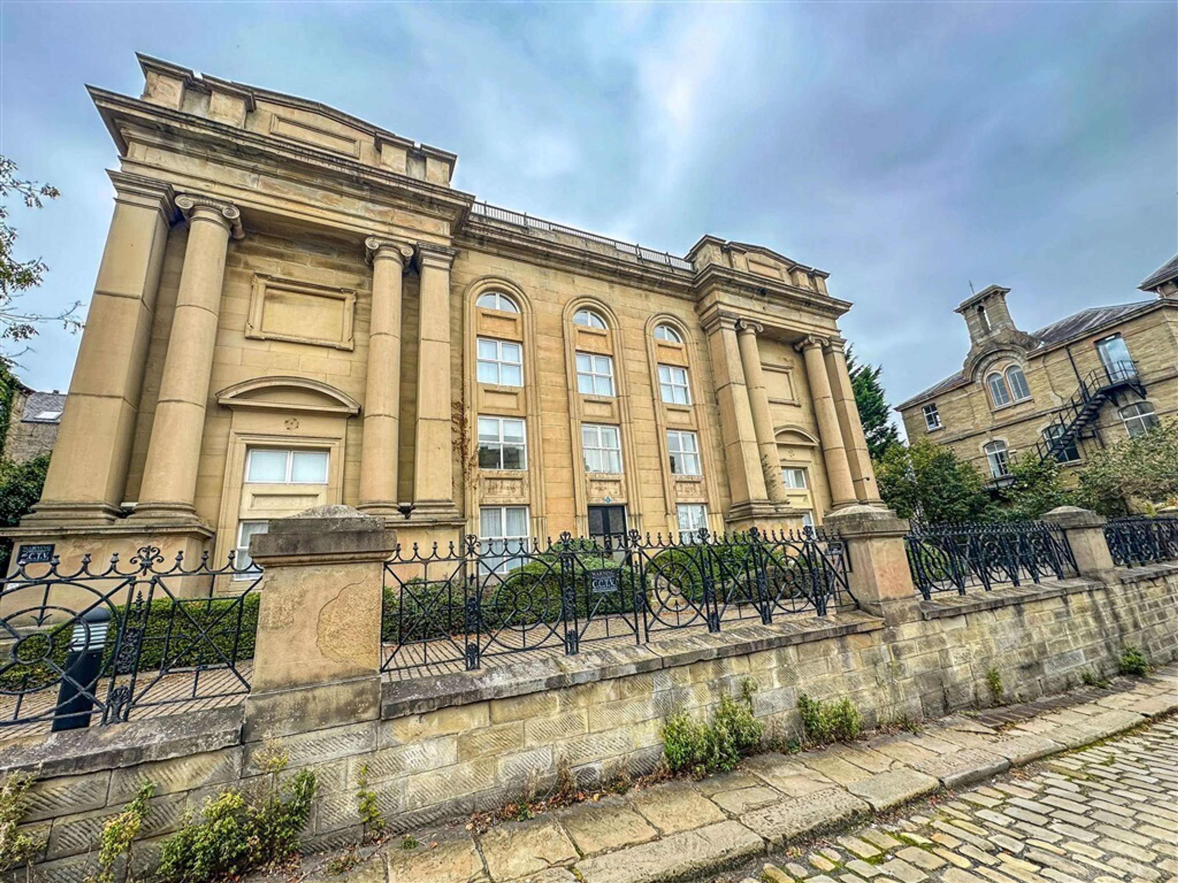 Property at Highfields Road, HUDDERSFIELD