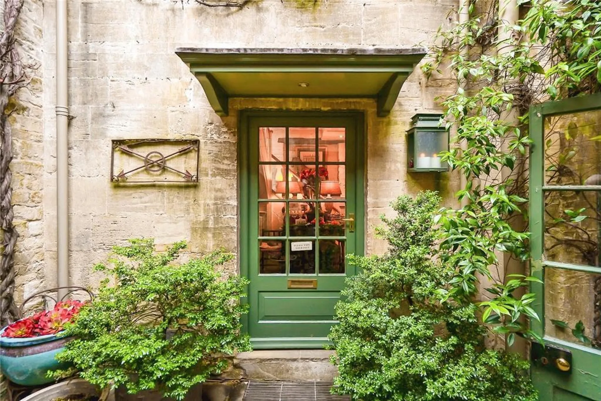 Property photo top 2